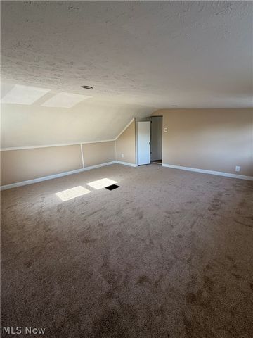 3780 State Route 305, Southington, OH 44470