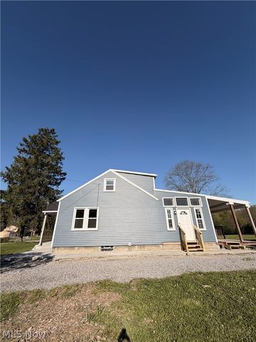 3780 State Route 305, Southington, OH 44470