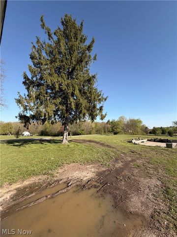 3780 State Route 305, Southington, OH 44470