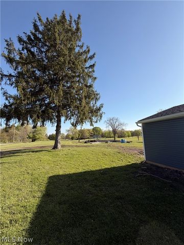 3780 State Route 305, Southington, OH 44470