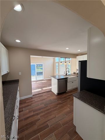 3780 State Route 305, Southington, OH 44470