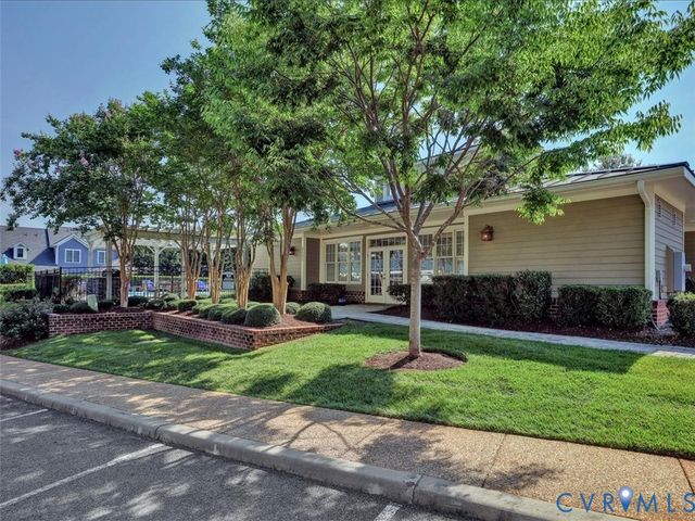 9477 Creek Summit Cir, Richmond, VA 23235