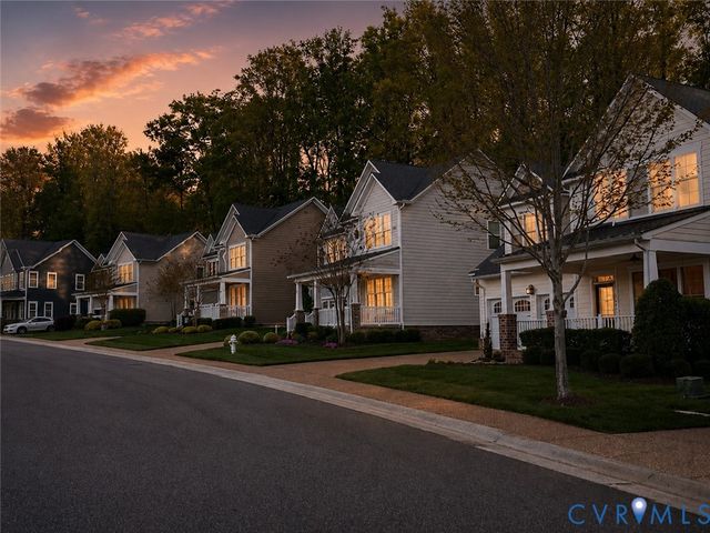 9477 Creek Summit Cir, Richmond, VA 23235