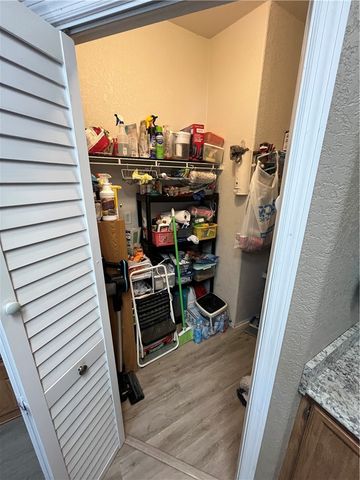 4233 W Mayan Drive, Golden Valley, AZ 86413