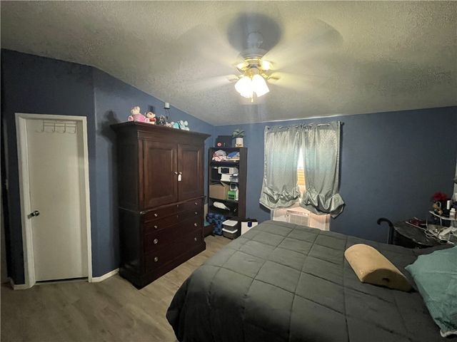 4233 W Mayan Drive, Golden Valley, AZ 86413