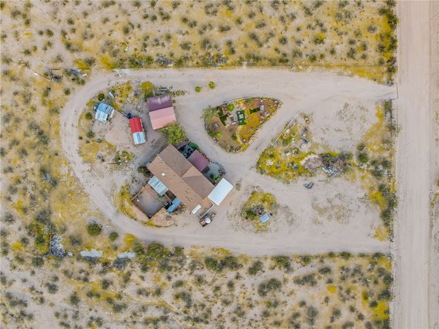 4233 W Mayan Drive, Golden Valley, AZ 86413