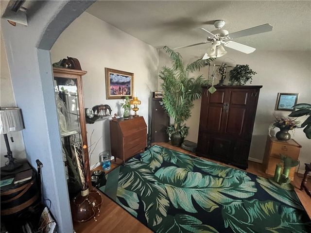 4233 W Mayan Drive, Golden Valley, AZ 86413