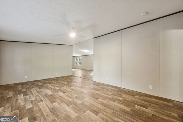 841 W 3rd Street, Woodbine, GA 31569