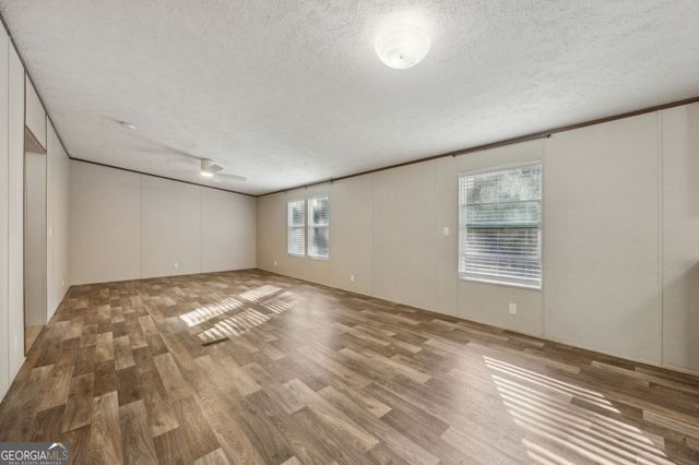 841 W 3rd Street, Woodbine, GA 31569