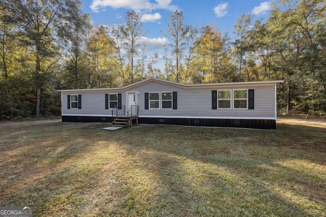 841 W 3rd Street, Woodbine, GA 31569