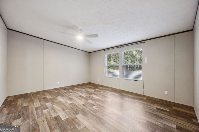 841 W 3rd Street, Woodbine, GA 31569