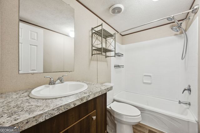 841 W 3rd Street, Woodbine, GA 31569