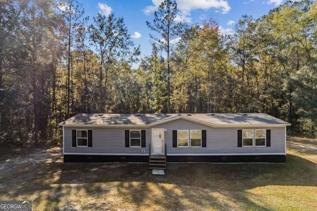 841 W 3rd Street, Woodbine, GA 31569