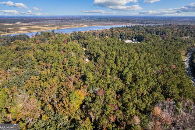 841 W 3rd Street, Woodbine, GA 31569