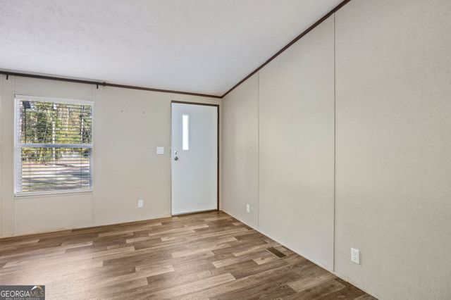 841 W 3rd Street, Woodbine, GA 31569