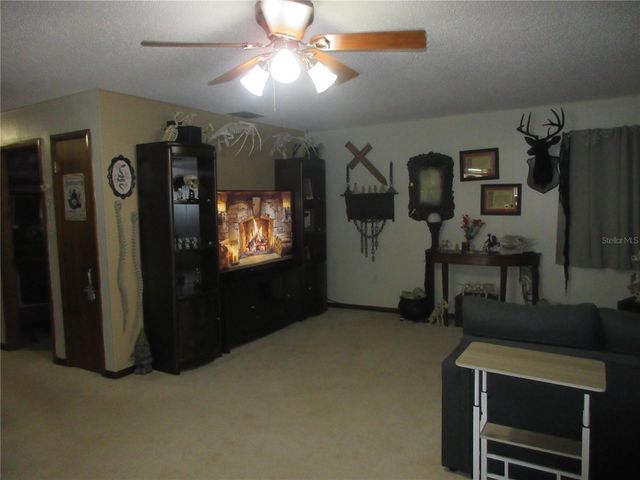 1851 SE 176TH AVENUE, Silver Springs, FL 34488