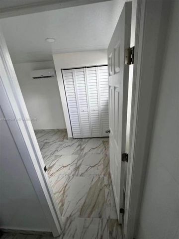4721 Peters Rd A, Plantation, FL 33317