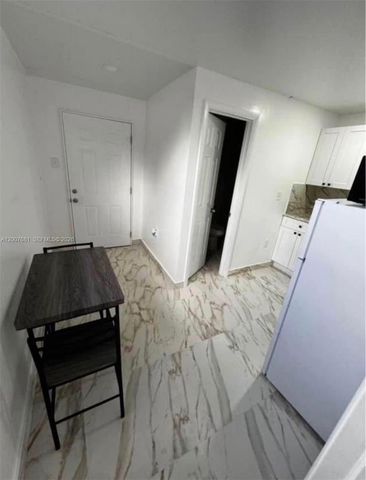 4721 Peters Rd A, Plantation, FL 33317