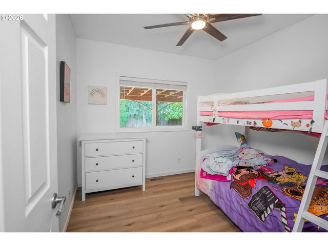 2246 DALE Ave, Eugene, OR 97408