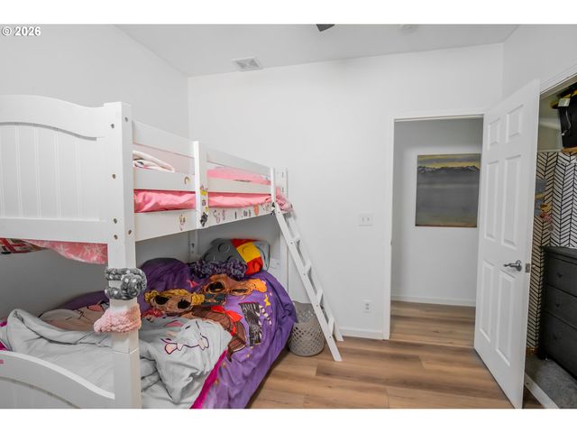 2246 DALE Ave, Eugene, OR 97408