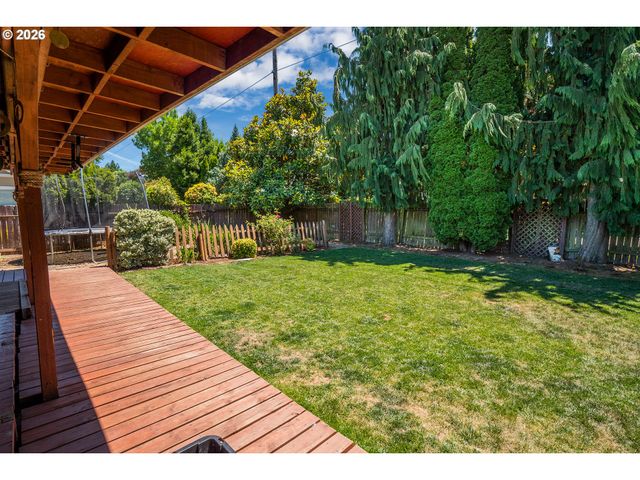 2246 DALE Ave, Eugene, OR 97408