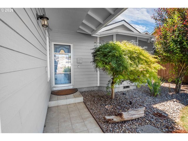 2246 DALE Ave, Eugene, OR 97408