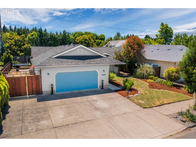2246 DALE Ave, Eugene, OR 97408