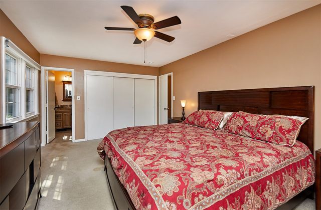 1521 70th Street, Windsor Heights, IA 50324