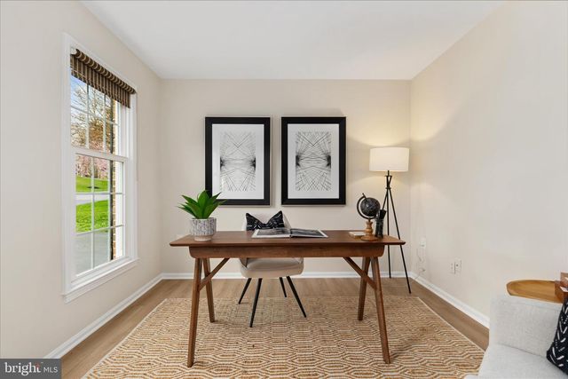 9910 CHASE HILL CT, Vienna, VA 22182