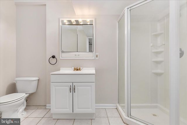 9910 CHASE HILL CT, Vienna, VA 22182