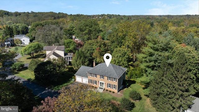 9910 CHASE HILL CT, Vienna, VA 22182