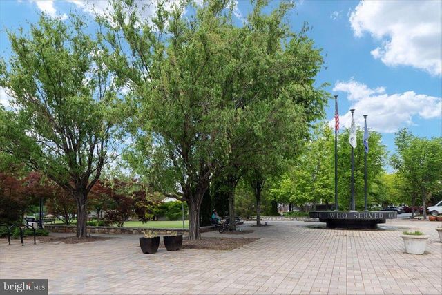 9910 CHASE HILL CT, Vienna, VA 22182