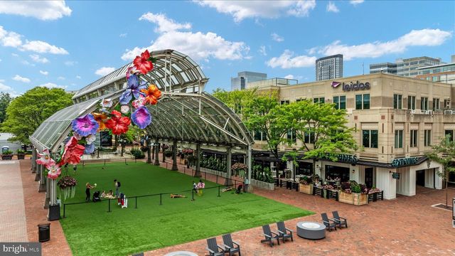 9910 CHASE HILL CT, Vienna, VA 22182