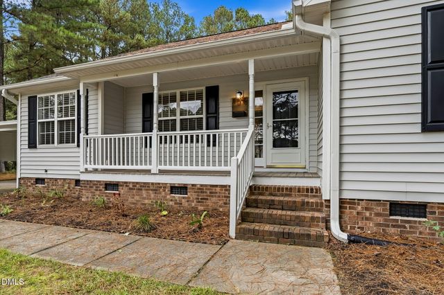 158 Lassiter Farms Lane, Clayton, NC 27520