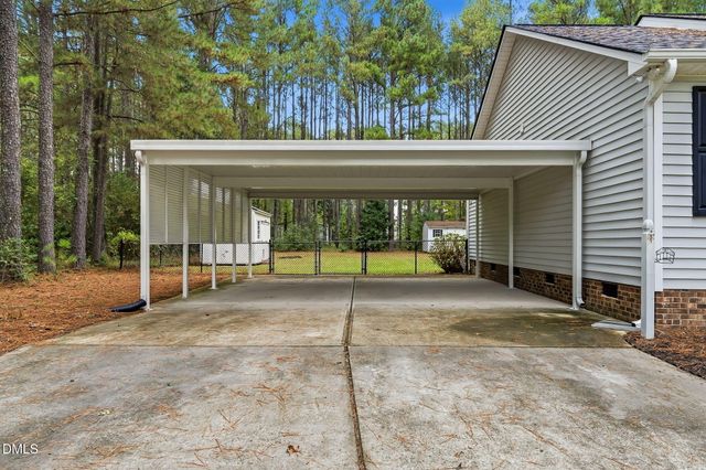 158 Lassiter Farms Lane, Clayton, NC 27520
