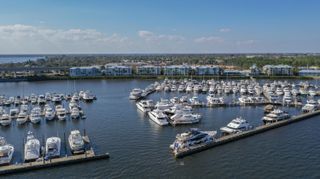 975 NW Flagler Avenue 206, Stuart, FL 34994