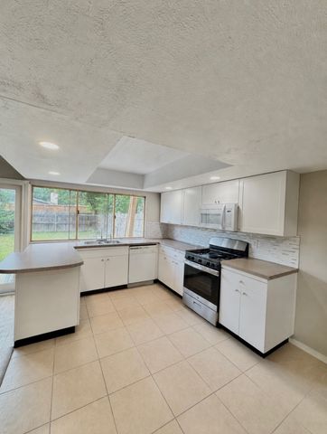 1409 Glacier Drive, Plano, TX 75023
