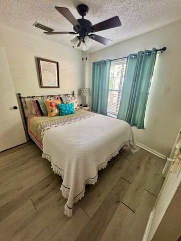 22019 Brierwood Drive, Frankston, TX 75763