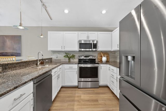 14368 S HONEYFIELD DR, Draper, UT 84020
