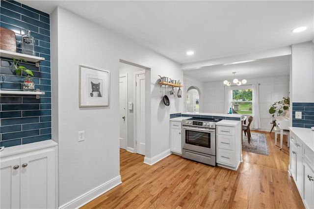1216 W 73rd Street, Kansas City, MO 64114