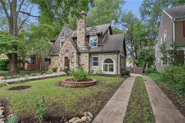 1216 W 73rd Street, Kansas City, MO 64114