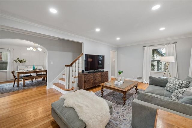1216 W 73rd Street, Kansas City, MO 64114