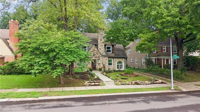 1216 W 73rd Street, Kansas City, MO 64114