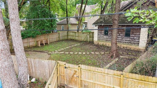 1216 W 73rd Street, Kansas City, MO 64114