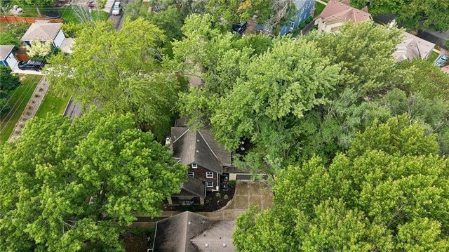 1216 W 73rd Street, Kansas City, MO 64114