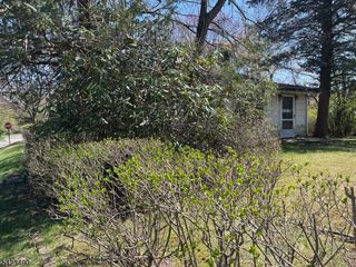 63 Reynolds Ave, Hanover Twp., NJ 07981