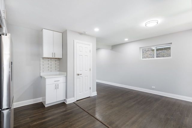 142 Callan Avenue, Evanston, IL 60202