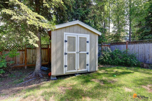 8811 Acadia Drive, Eagle River, AK 99577