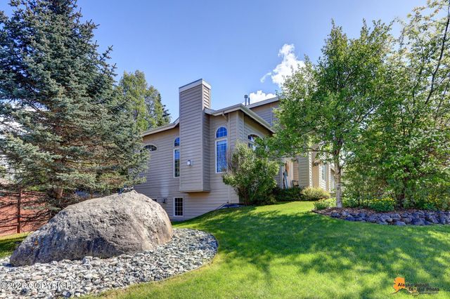 8811 Acadia Drive, Eagle River, AK 99577