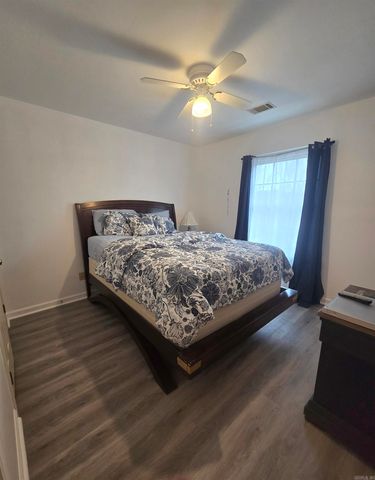 31 Turquoise Drive, Maumelle, AR 72113